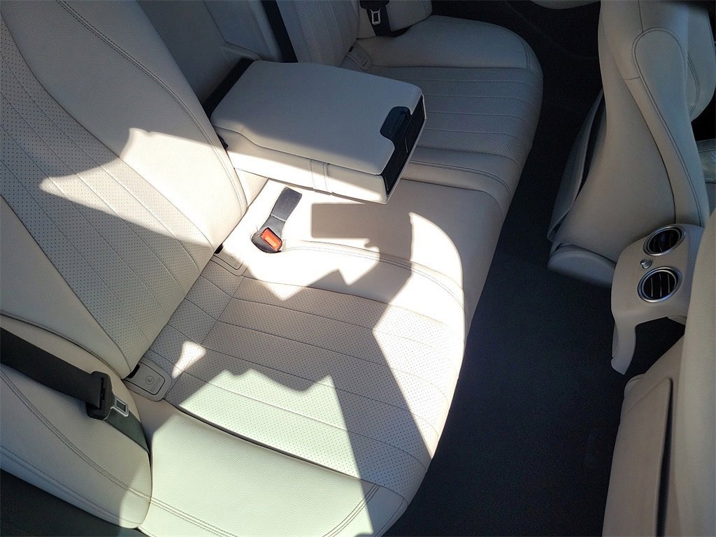 Used 2021 Mercedes-Benz E 350 Sedan image 21