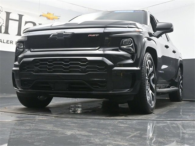 Certified 2024 Chevrolet Silverado EV RST image 4