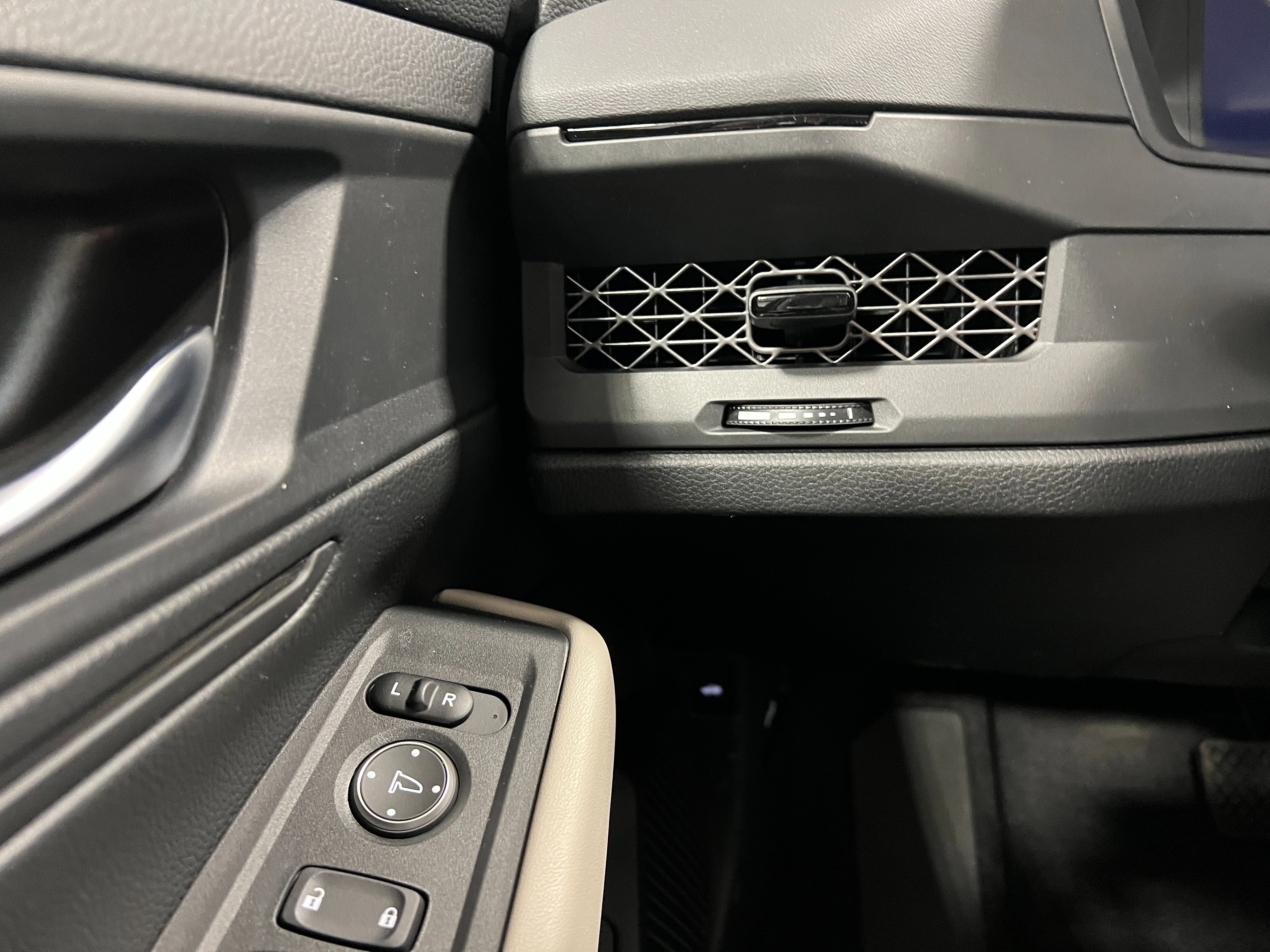 New 2025 Honda Accord LX image 14