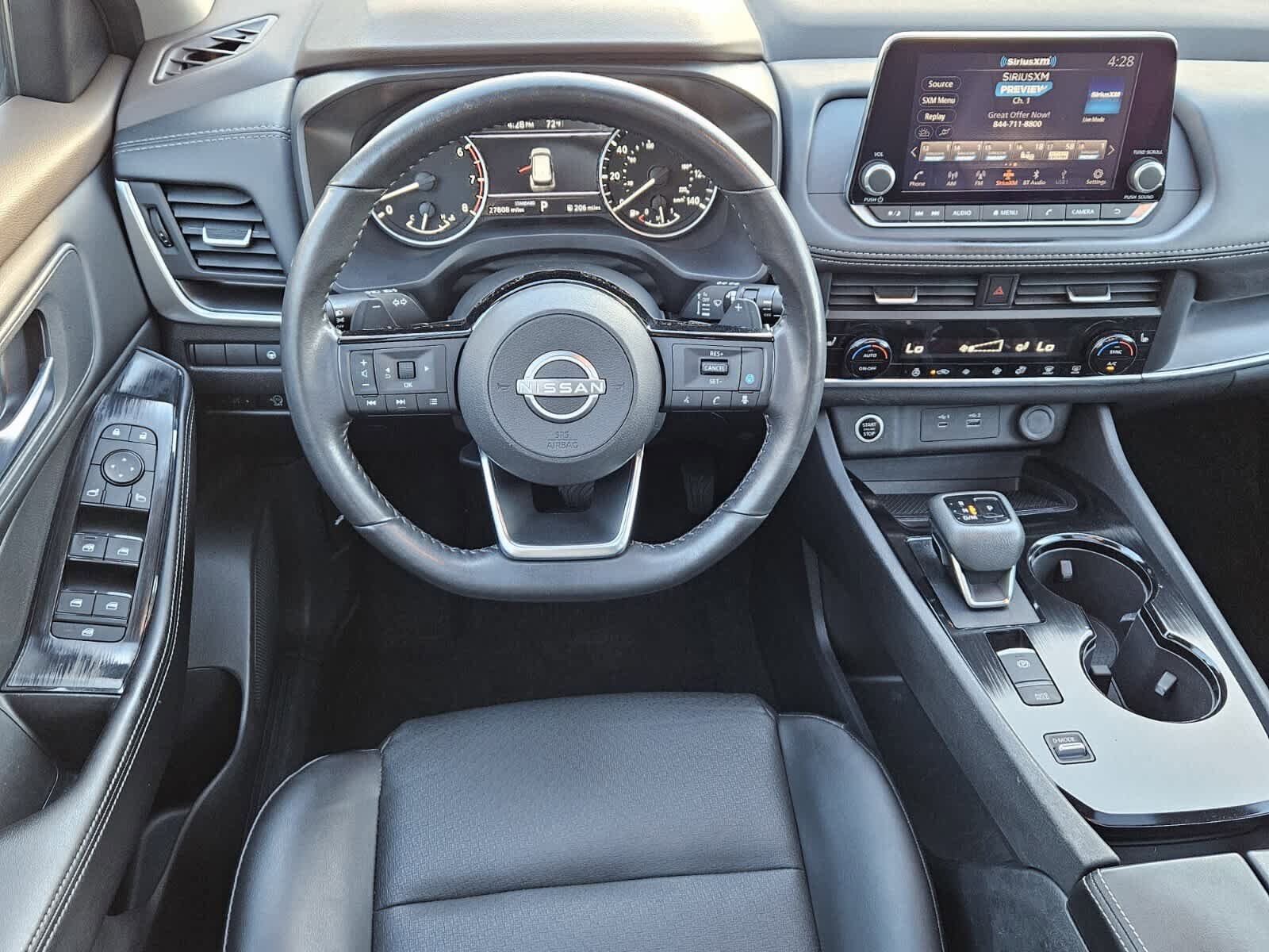 Used 2023 Nissan Rogue SV w/ SV Premium B Package image 5