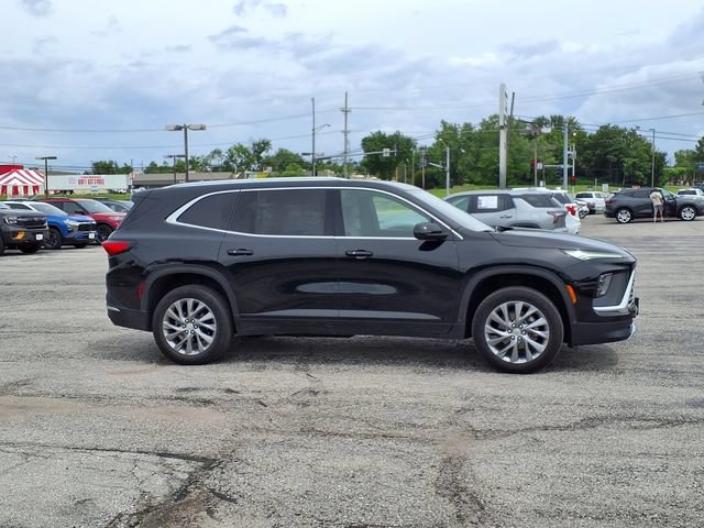 Used 2025 Buick Enclave Preferred AWD/4WD image 16