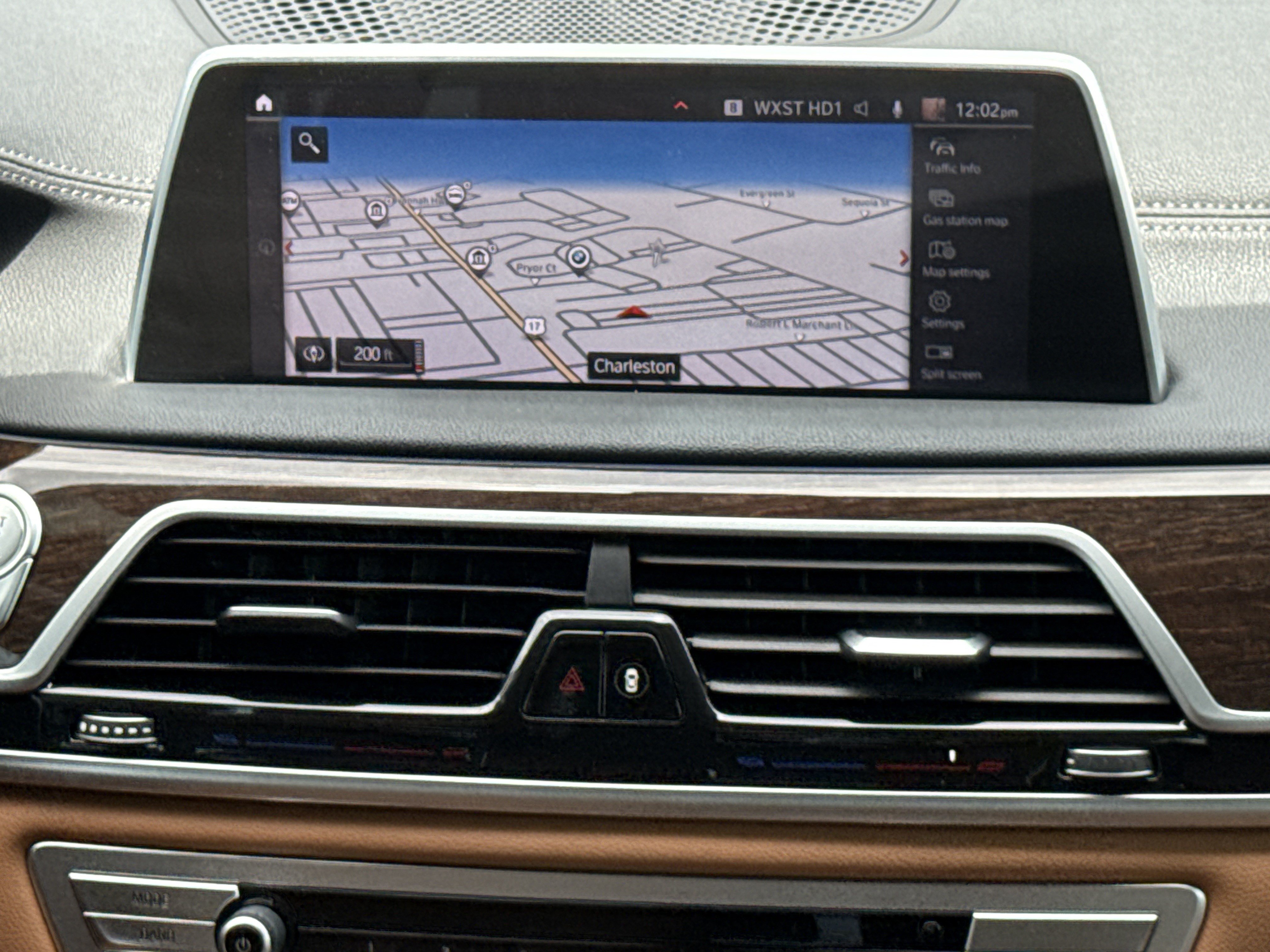 Used 2021 BMW 740i w/ Premium Package RWD image 24