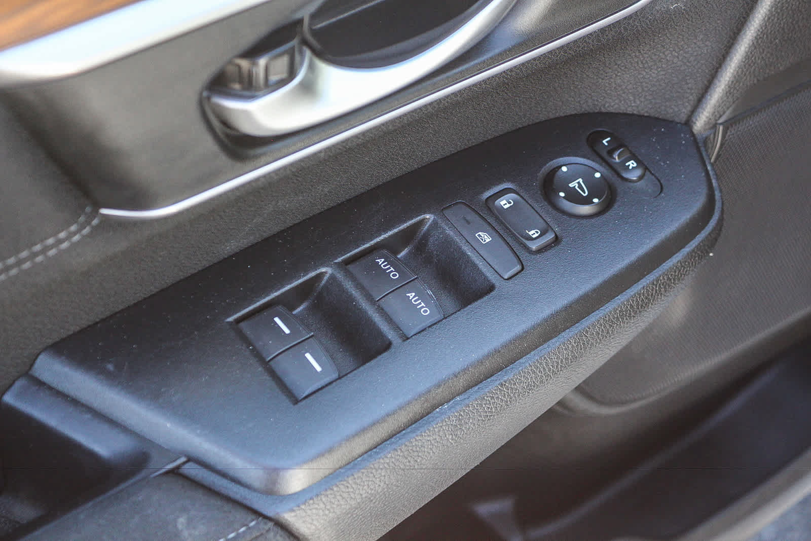 Used 2021 Honda CR-V EX image 20