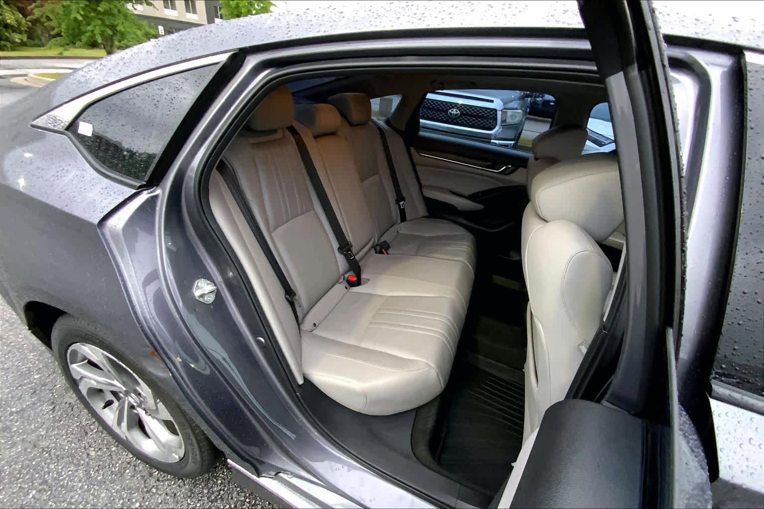 Used 2018 Honda Accord EX-L image 18