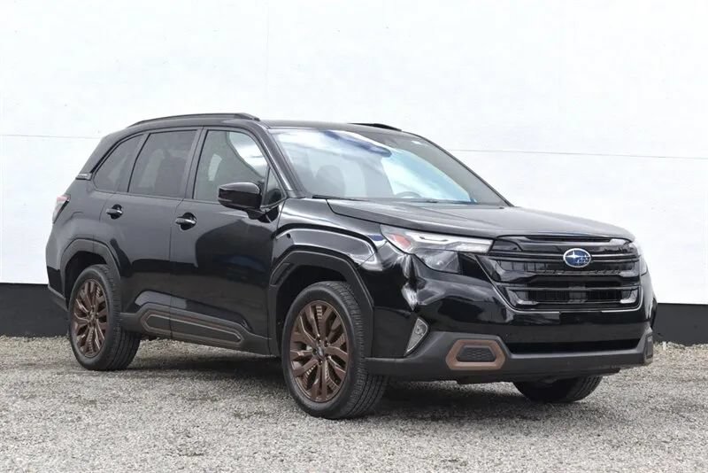 Used 2025 Subaru Forester Sport AWD/4WD image 1