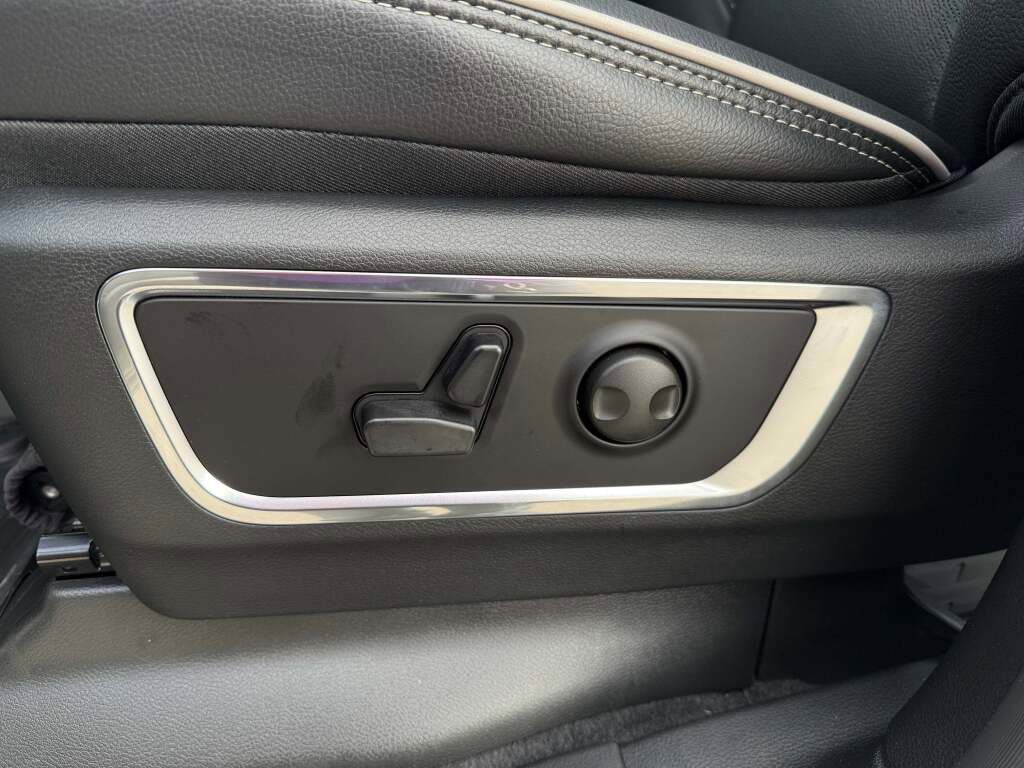 New 2026 RAM 1500 Laramie w/ Laramie Southwest Edition image 29