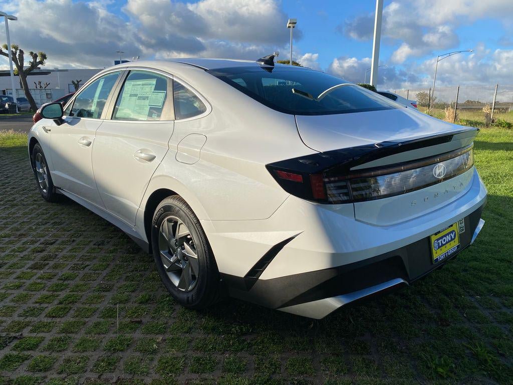 New 2026 Hyundai Sonata SE FWD image 5
