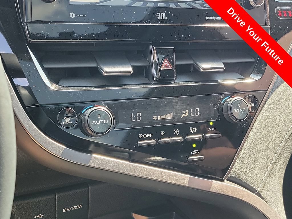 Used 2024 Toyota Camry XSE FWD image 13