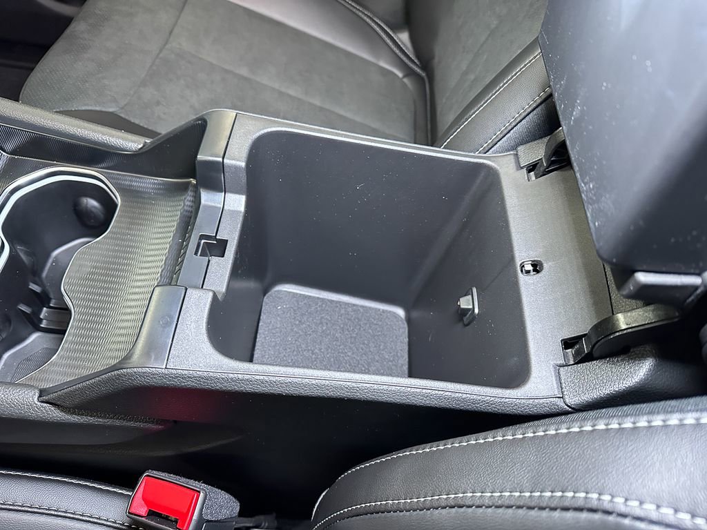 New 2025 Jeep Grand Cherokee Laredo image 29