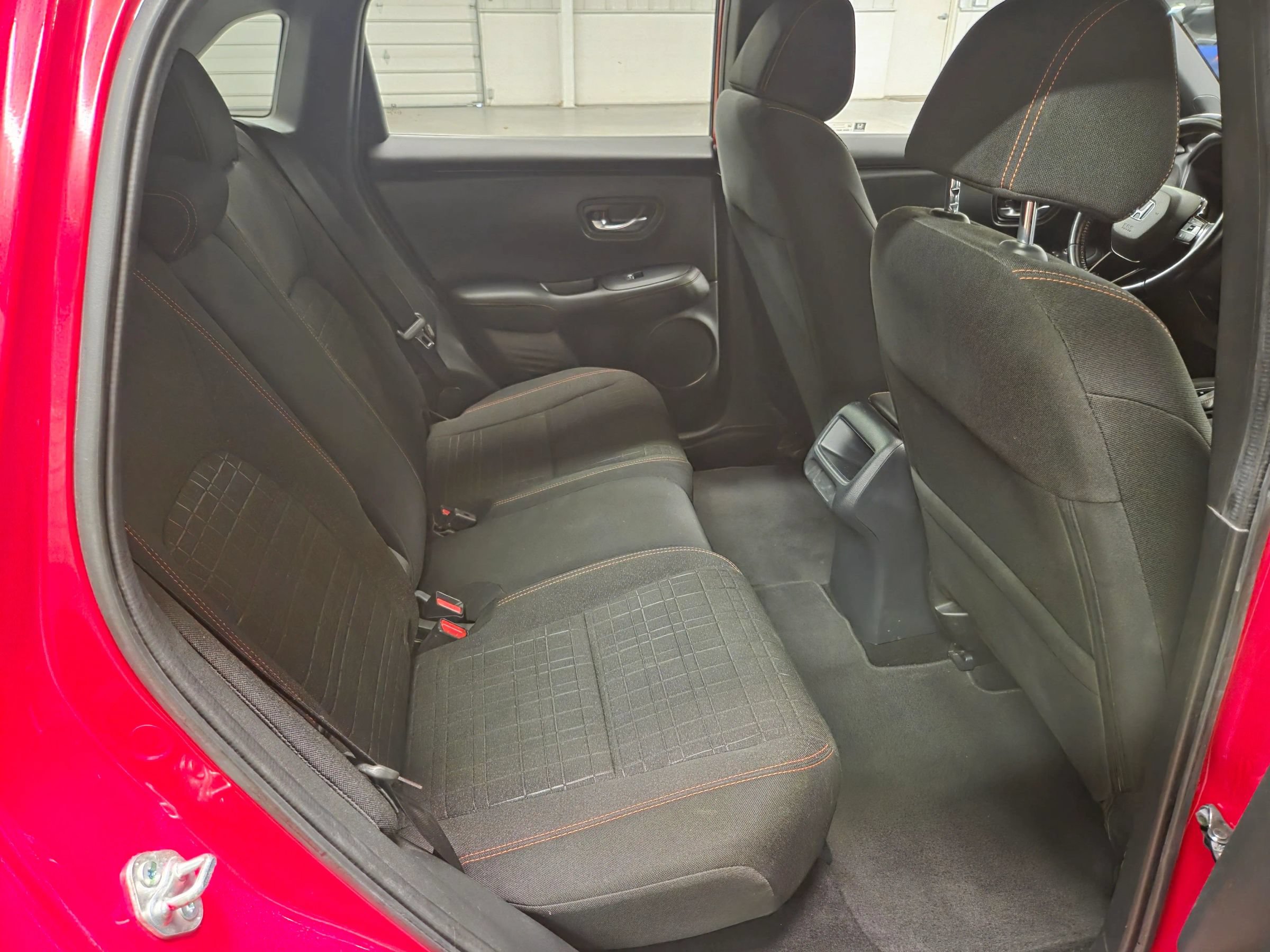 Used 2024 Honda HR-V Sport image 32