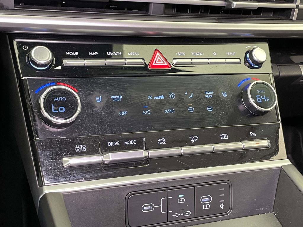 Used 2025 Hyundai Santa Fe SEL AWD/4WD image 25