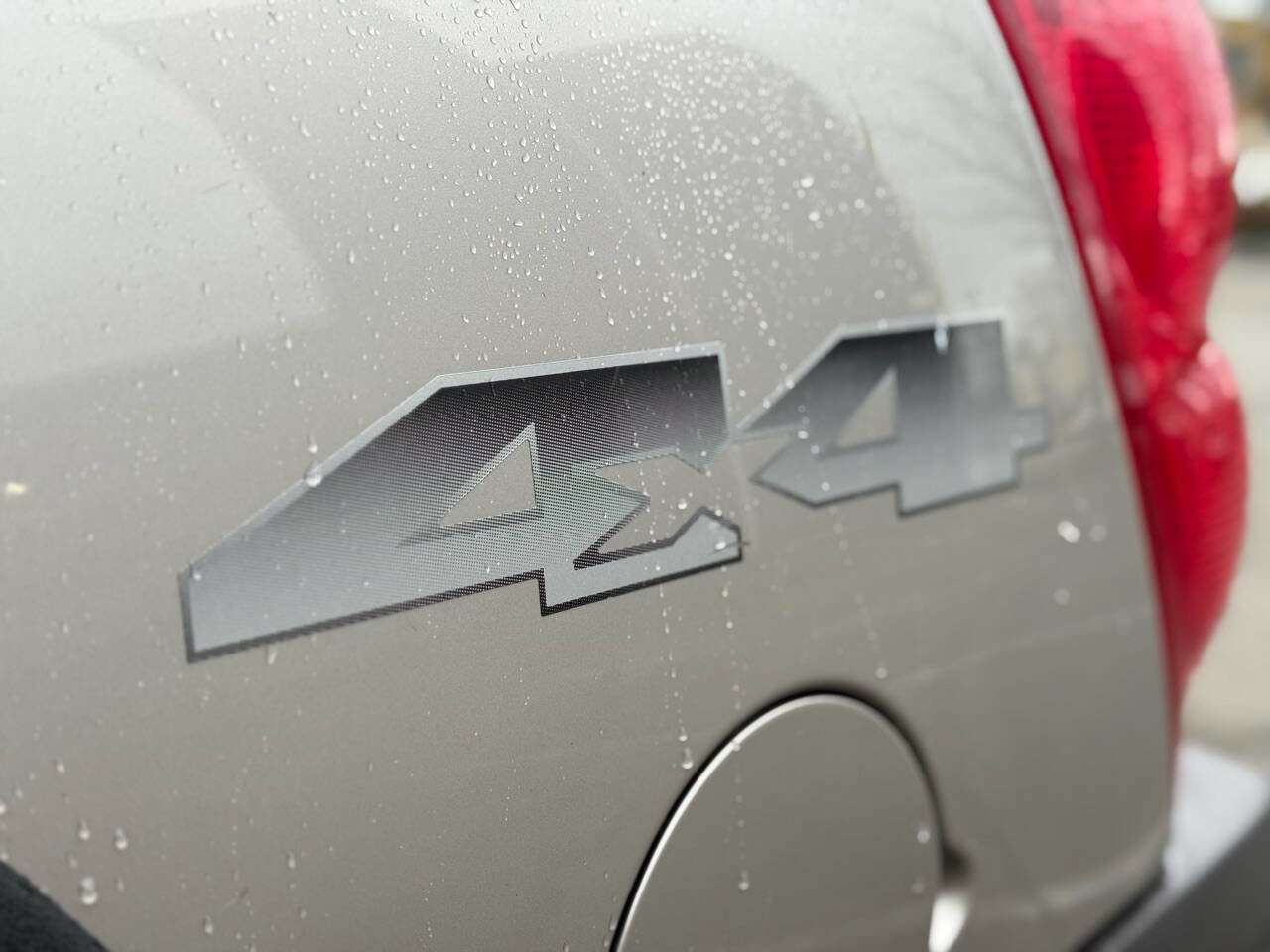 Used 2005 Chevrolet Avalanche 2500 w/ Preferred Equipment Group image 24