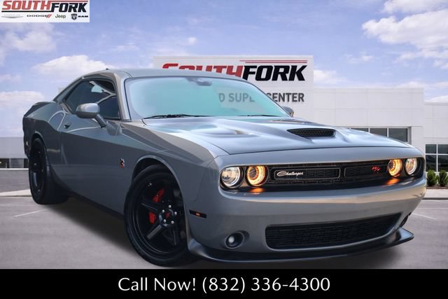 Used 2023 Dodge Challenger R/T Scat Pack RWD image 1