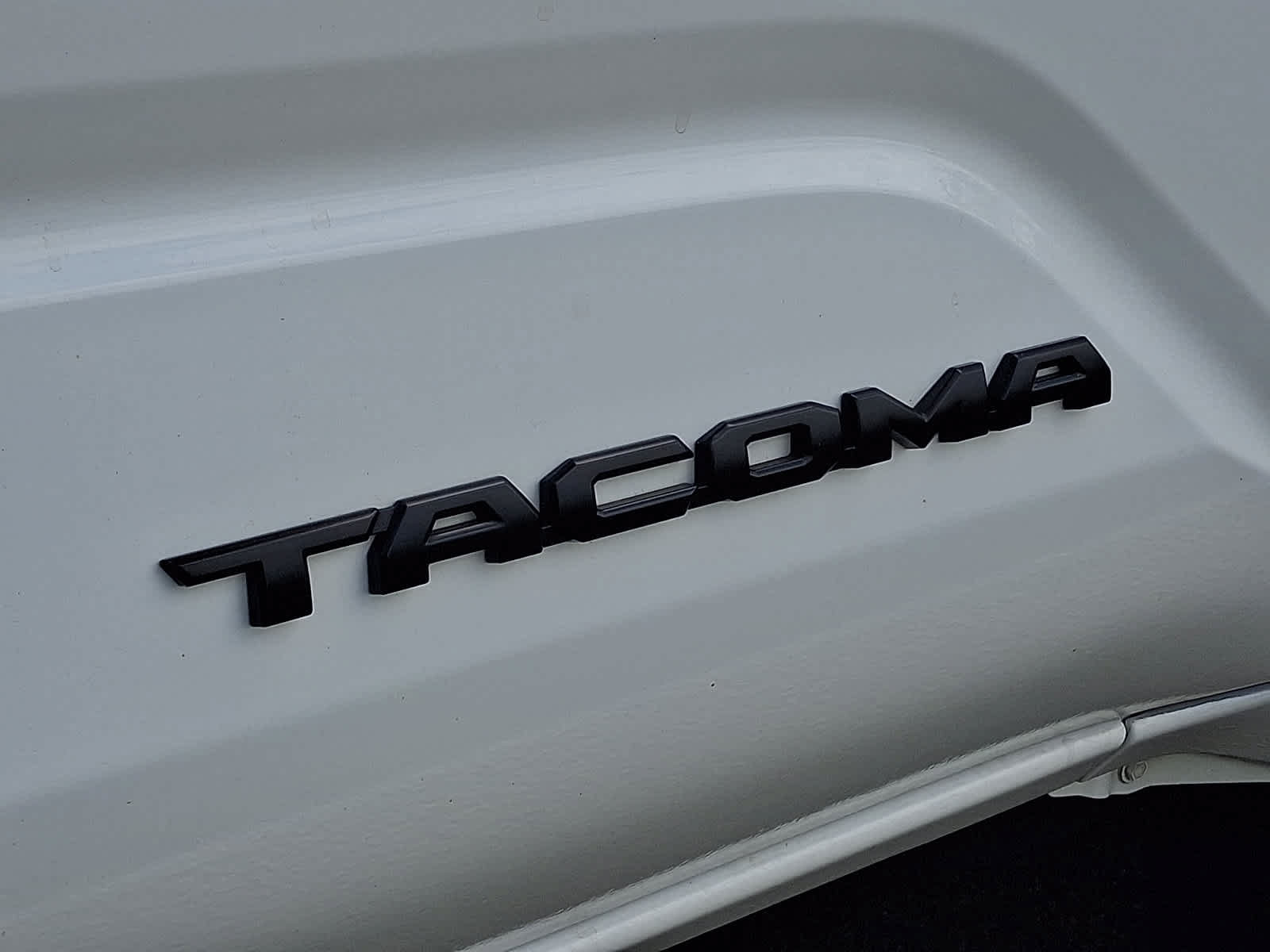 Certified 2024 Toyota Tacoma TRD Off-Road w/ TRD Off Road Upgrade Package AWD/4WD image 31