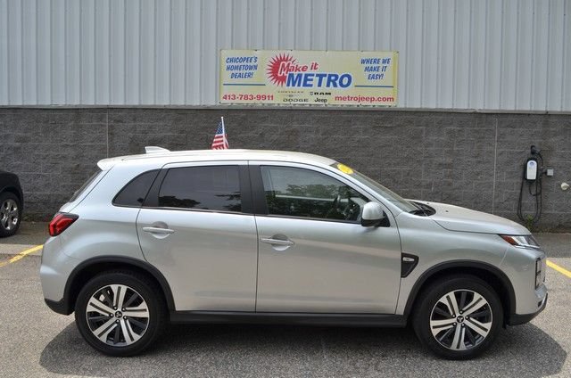 Used 2025 Mitsubishi Outlander Sport ES AWD/4WD image 9