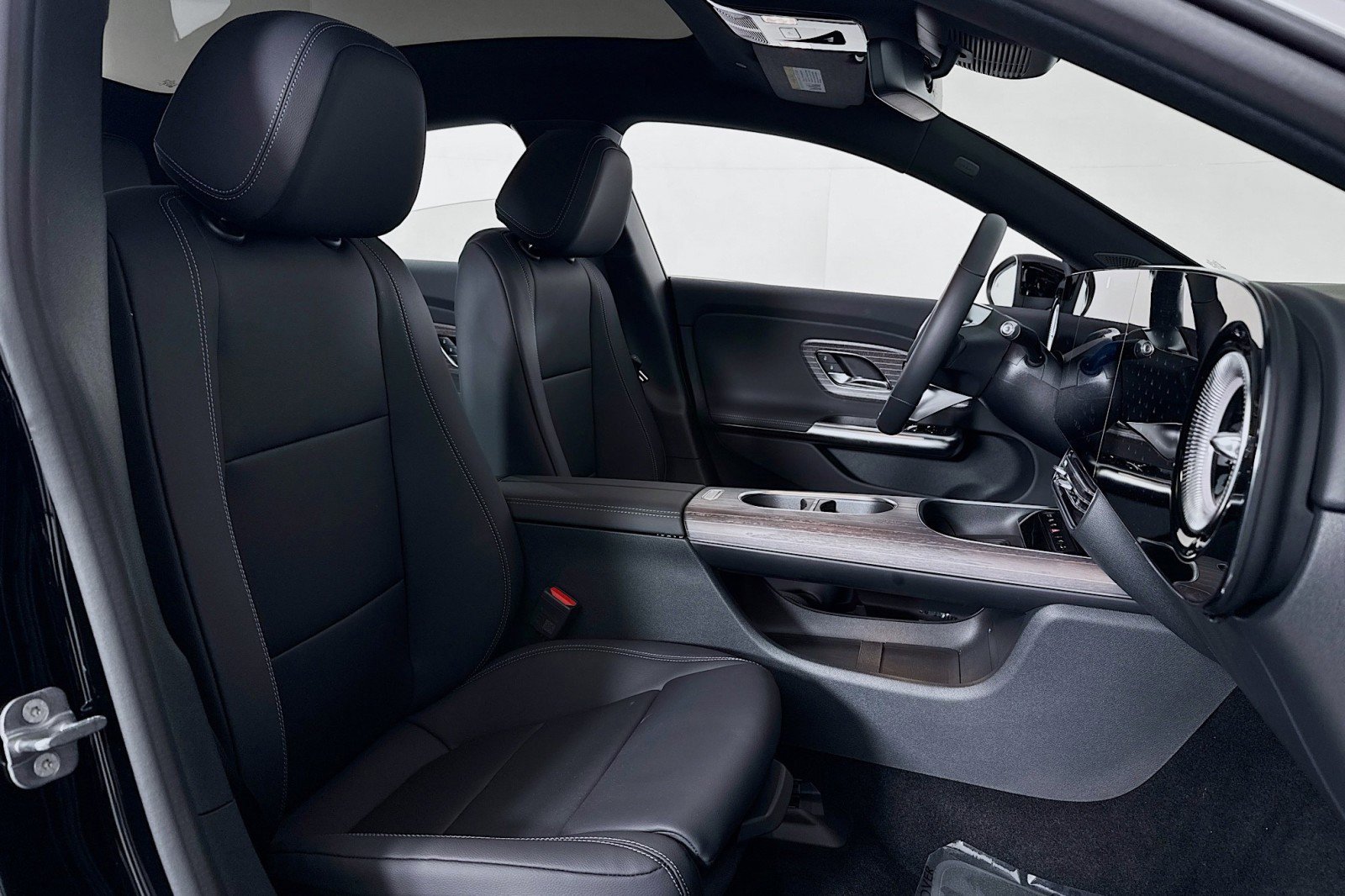 New 2026 Mercedes-Benz CLA 350 image 6