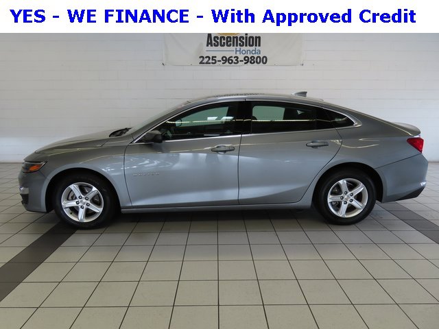 Used 2023 Chevrolet Malibu LT image 3