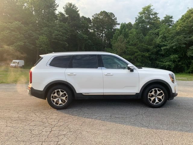 Used 2020 Kia Telluride EX AWD/4WD image 10