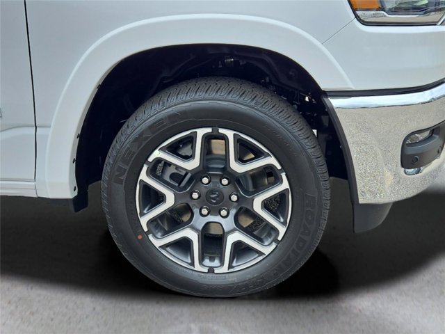 New 2026 RAM 1500 Laramie AWD/4WD image 8