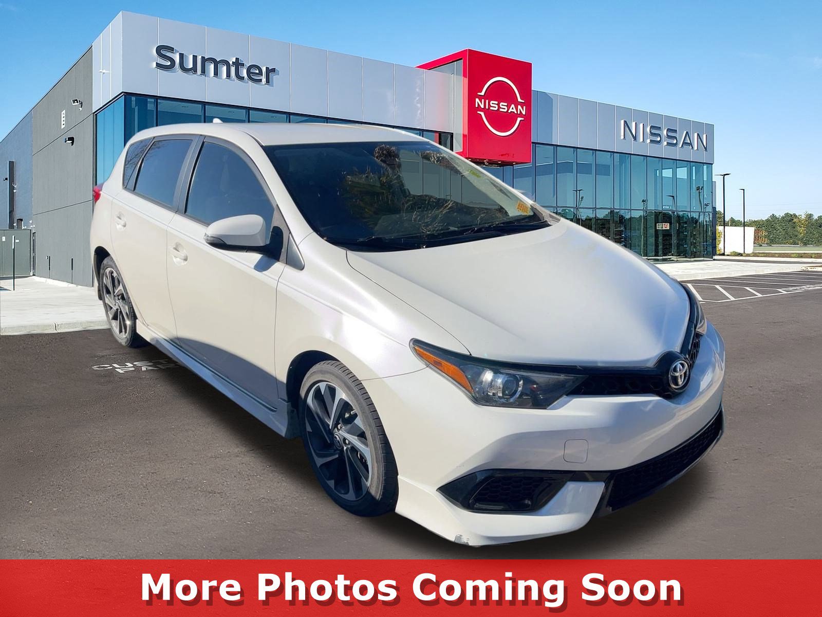 Used 2017 Toyota Corolla iM image 1