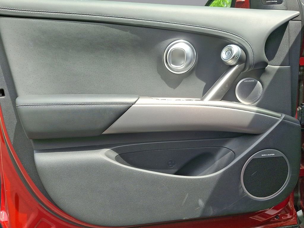 Used 2025 Genesis GV60 Advanced image 10