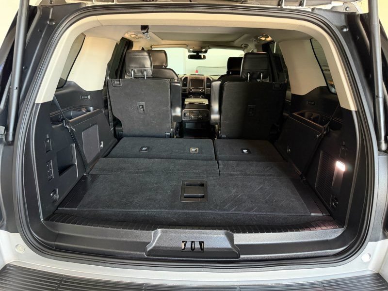 Used 2019 Ford Expedition Platinum AWD/4WD image 14