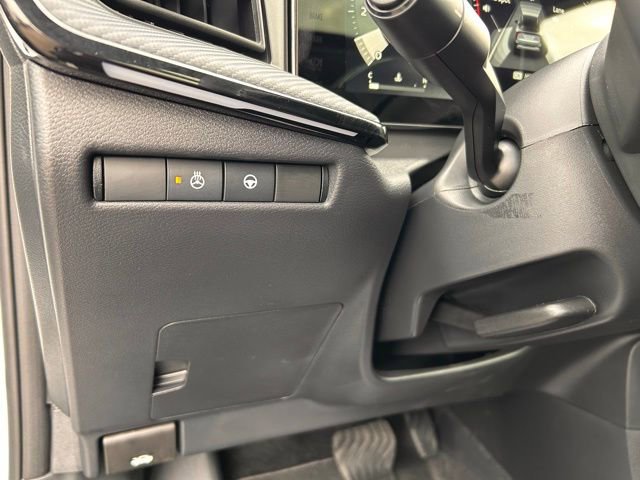 New 2025 Nissan Kicks SR w/ SR Premium Package image 20