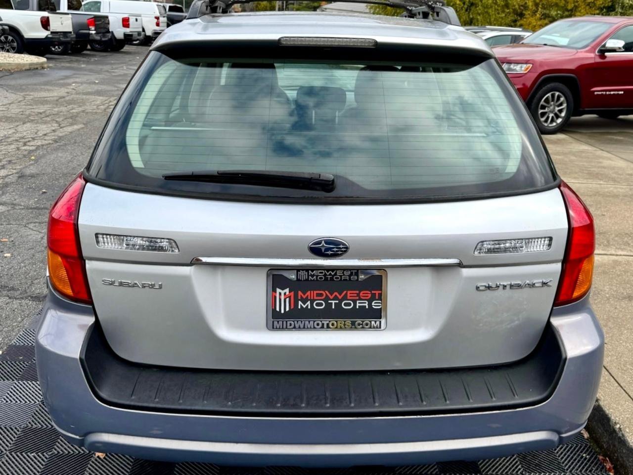 Used 2007 Subaru Outback 2.5i Limited AWD/4WD image 10
