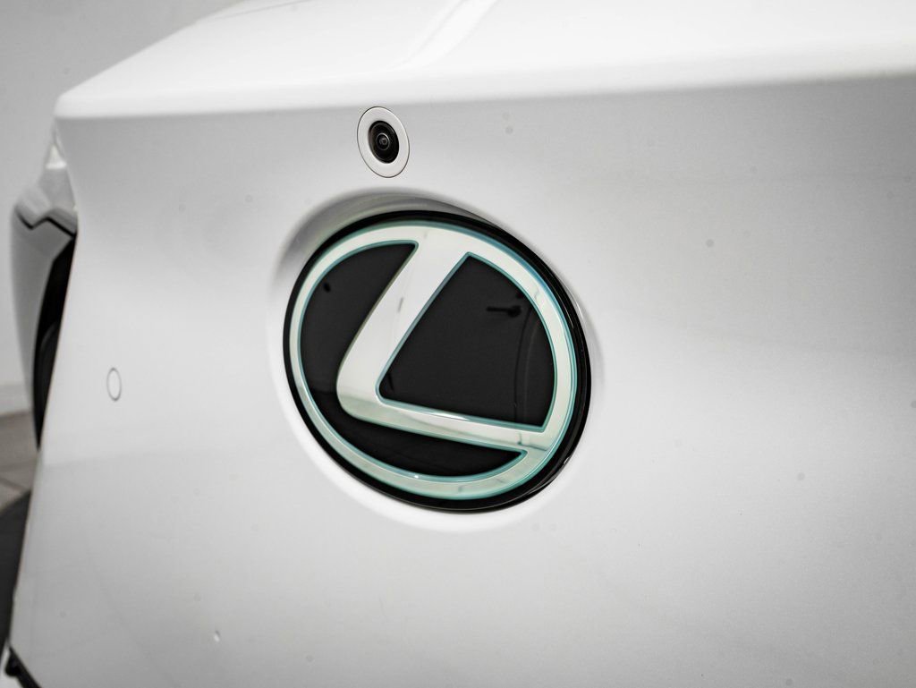 New 2026 Lexus RZ 450e AWD image 3