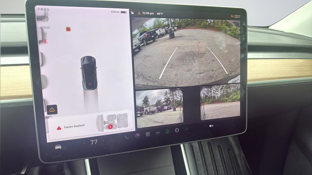 Used 2021 Tesla Model Y Long Range AWD/4WD image 16