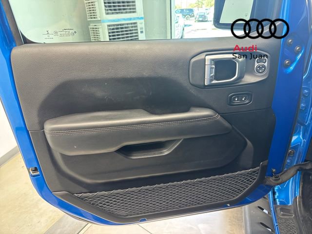 Used 2022 Jeep Wrangler Unlimited Rubicon w/ Trailer Tow Package image 23