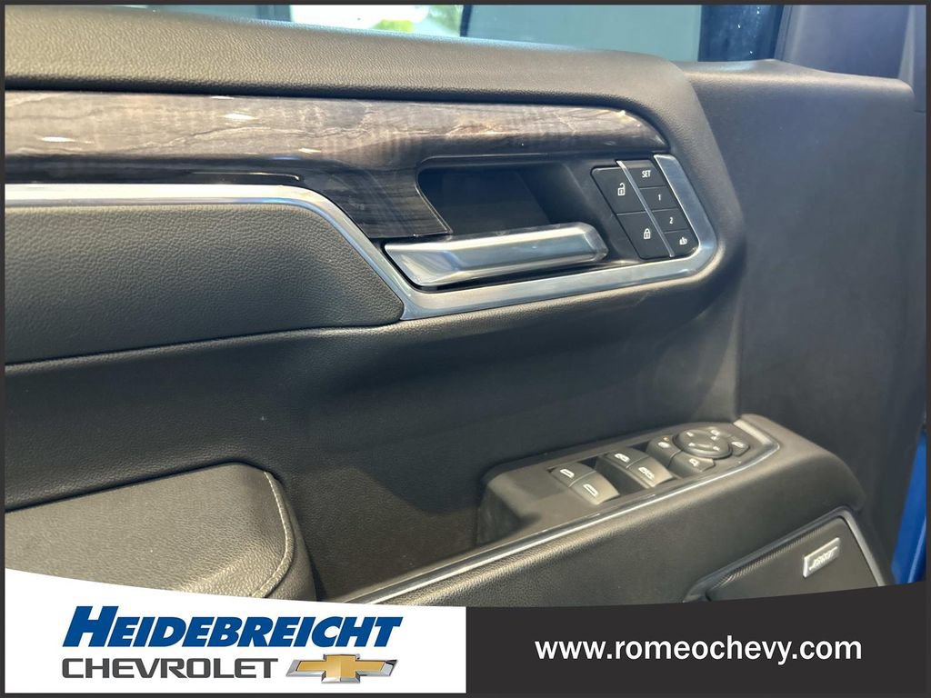 Certified 2022 Chevrolet Silverado 1500 LTZ w/ Technology Package AWD/4WD image 11