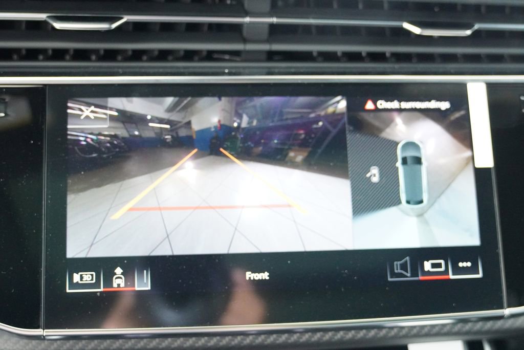 New 2026 Audi SQ8 Premium Plus image 2