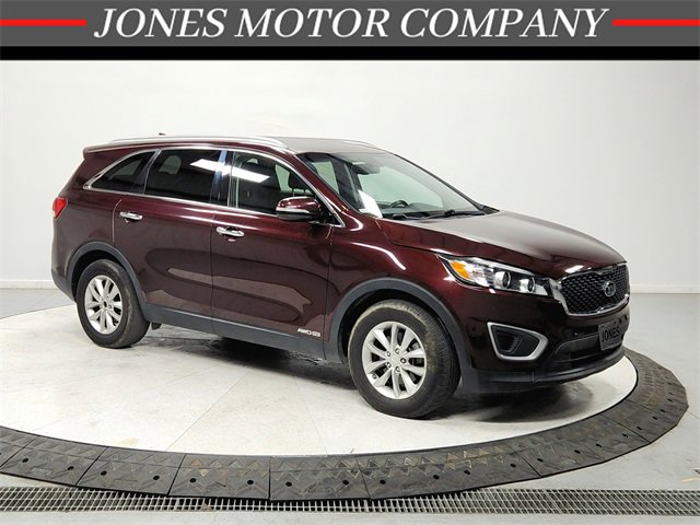 Used 2016 Kia Sorento LX w/ LX Convenience Package image 1