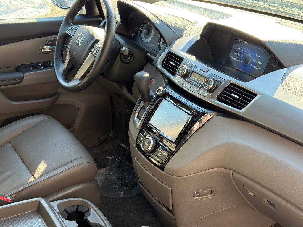 Used 2016 Honda Odyssey EX-L image 8