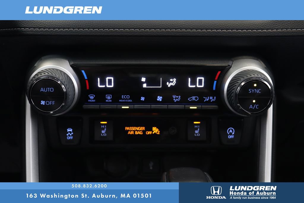 Used 2022 Toyota RAV4 XLE Premium AWD/4WD image 24