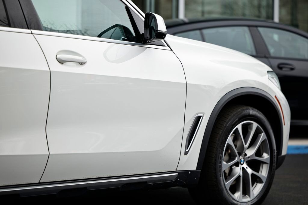 Used 2021 BMW X5 xDrive40i w/ Premium Package 2 image 8