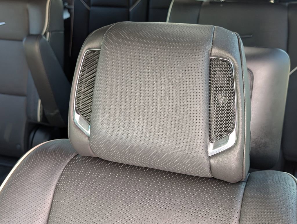 Used 2023 Cadillac Escalade ESV Premium Luxury w/ LPO, Floor Liner Package AWD/4WD image 14