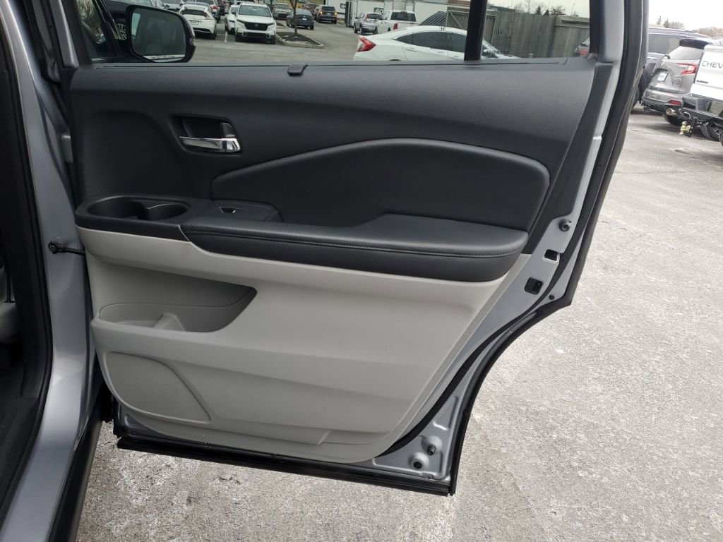 Used 2022 Honda Pilot Special Edition image 31