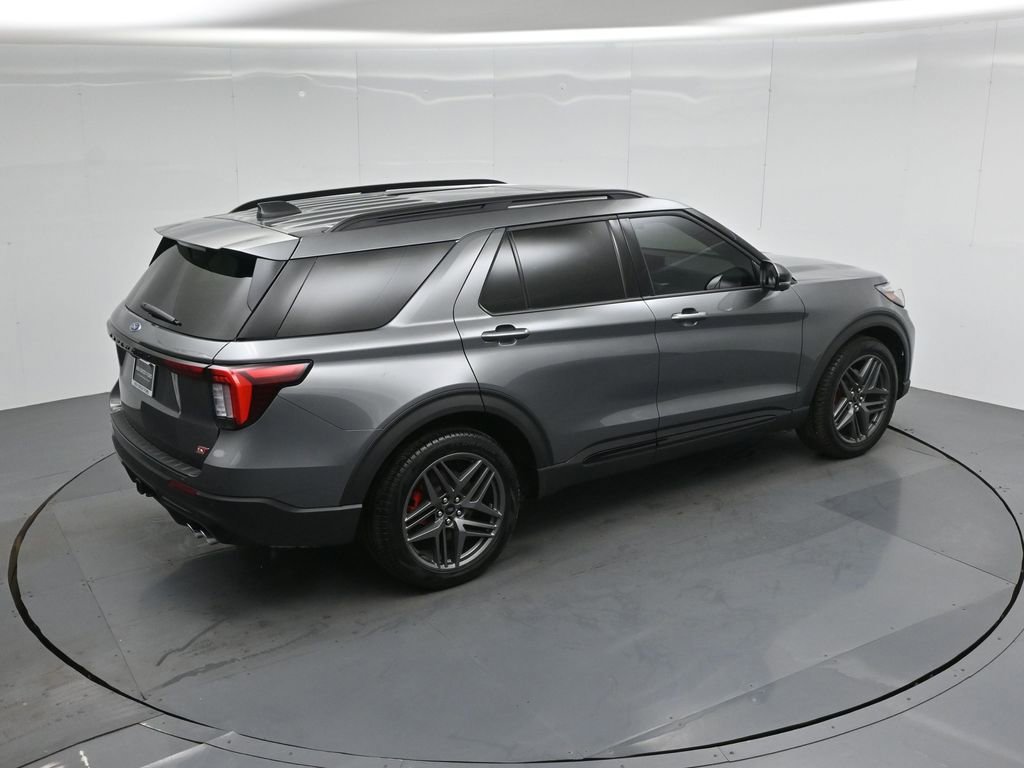 Used 2025 Ford Explorer ST w/ Sun And Sound Package AWD/4WD image 45