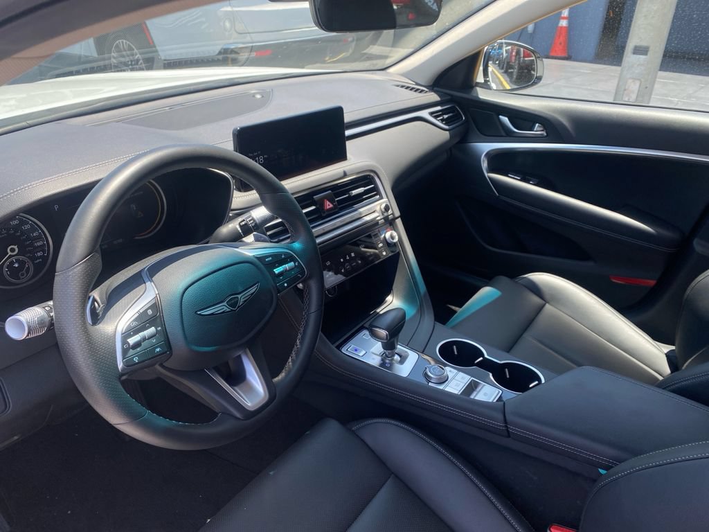 Used 2026 Genesis G70 2.5T RWD image 31