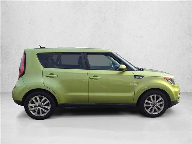Used 2018 Kia Soul + FWD image 4