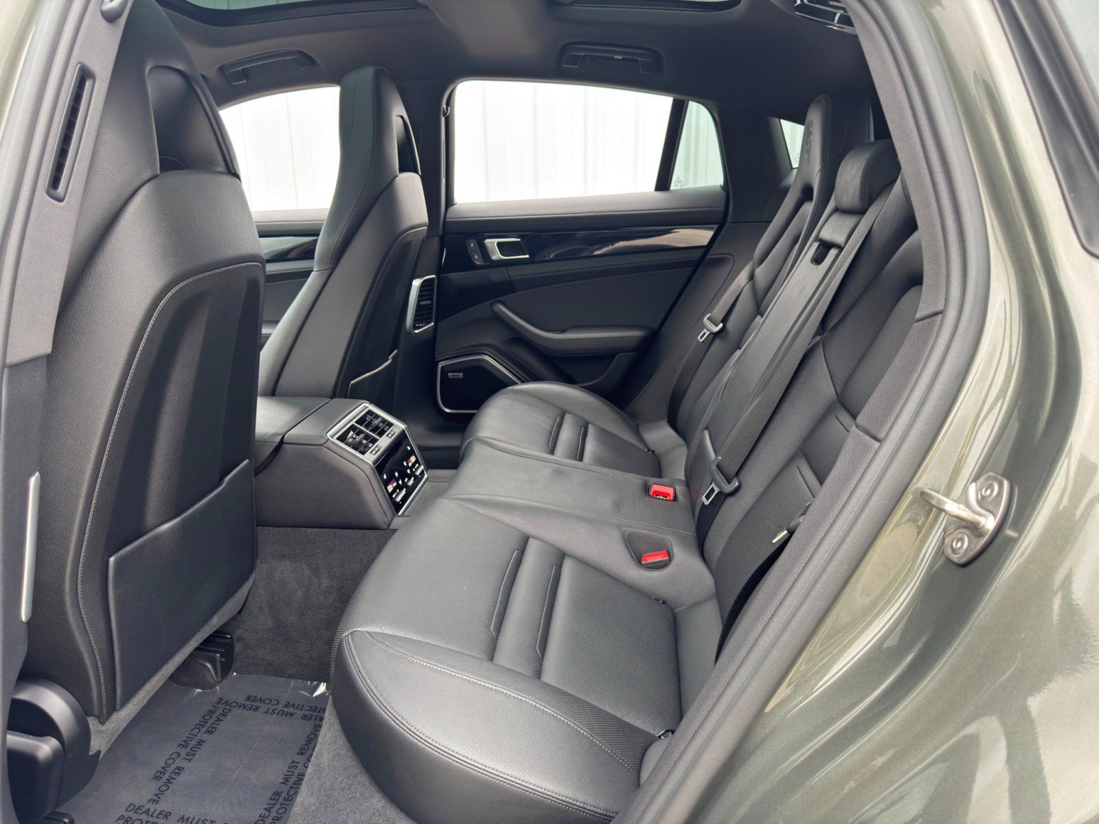 Used 2022 Porsche Panamera 4 AWD/4WD image 45