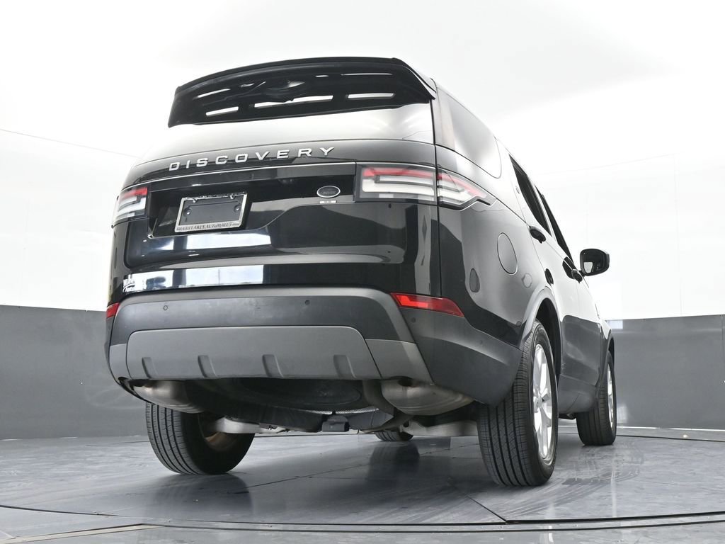 Used 2020 Land Rover Discovery SE image 57