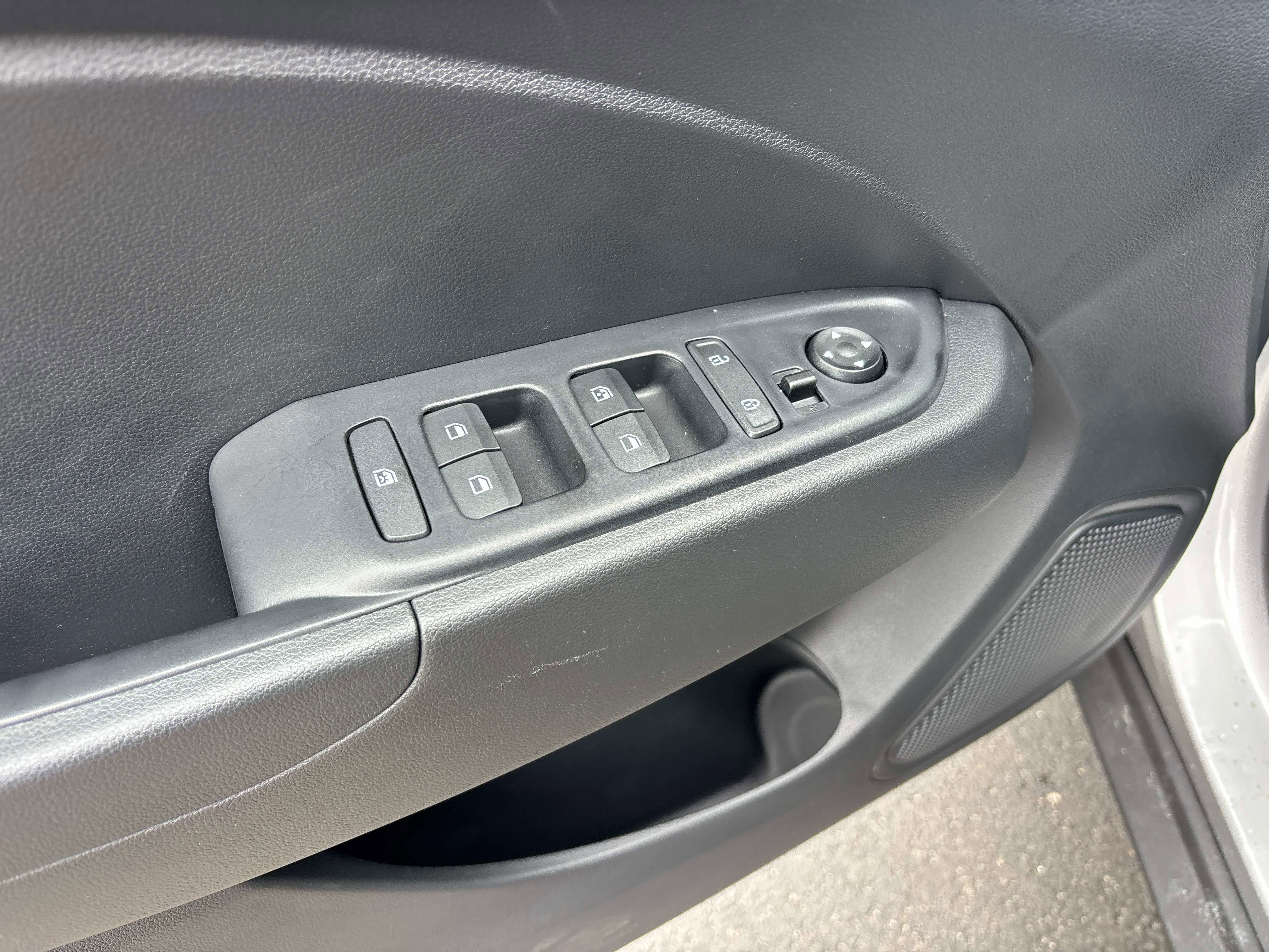 New 2026 Hyundai Venue SEL image 11