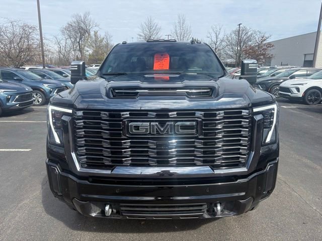 Used 2024 GMC Sierra 2500 Denali Ultimate image 2