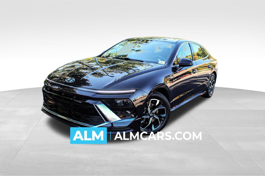 Used 2025 Hyundai Sonata SEL FWD image 1