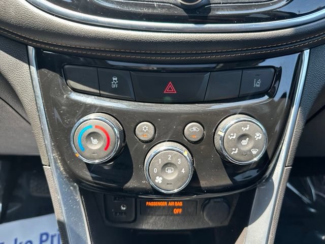 Used 2019 Chevrolet Trax Premier w/ LPO, Protection Package AWD/4WD image 30
