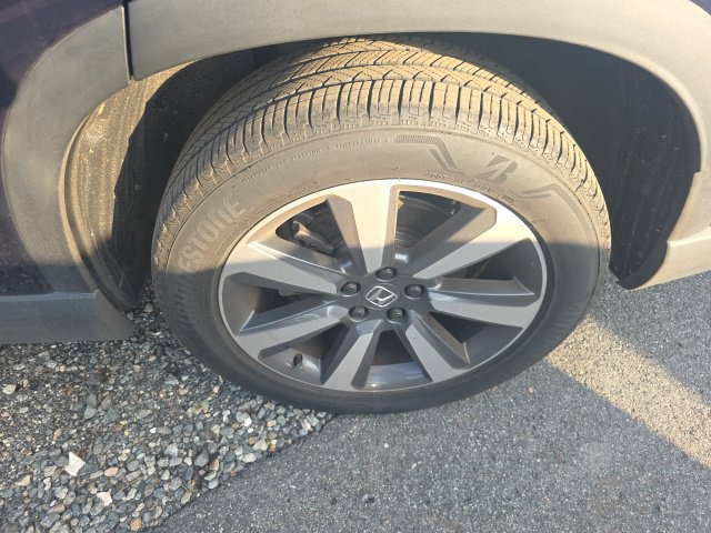 Used 2024 Honda Pilot Touring image 13