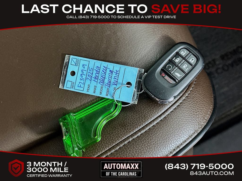 Used 2025 Honda Odyssey Touring image 39